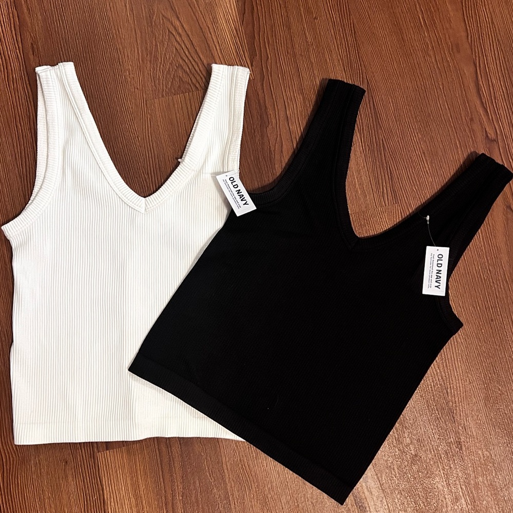 Old Navy Ribbed V-Neck Tank Tops — Black & White Duo